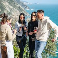 Food, Wine & Nightlife