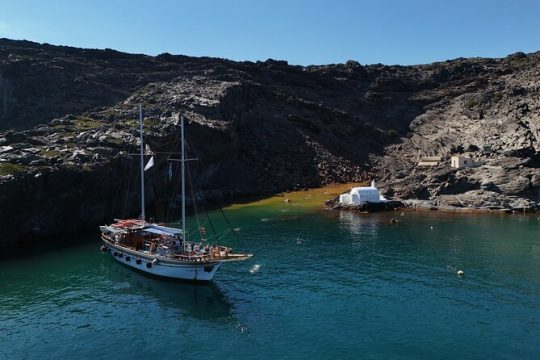 Valentine's Day in Santorini
